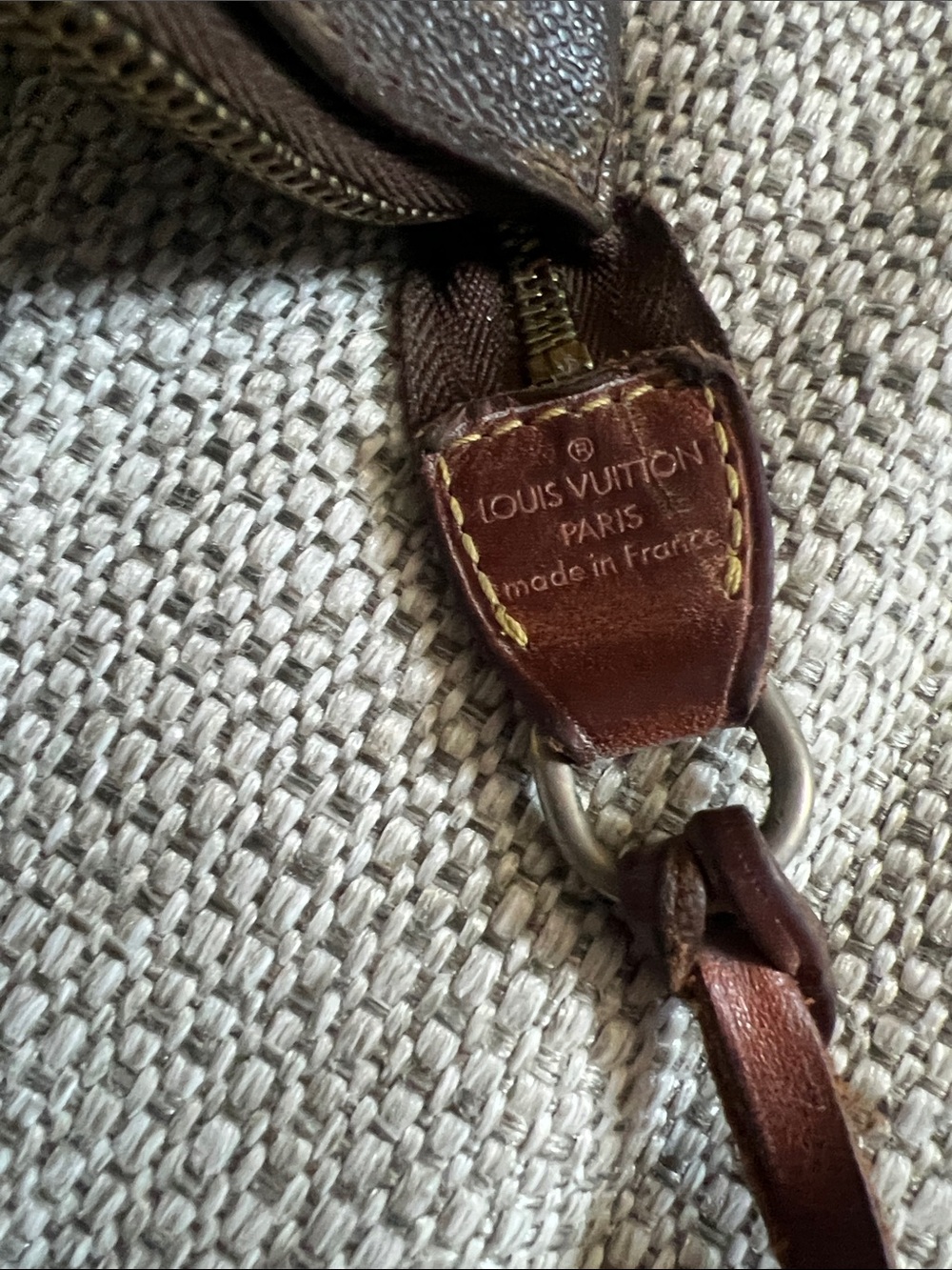 Louis Vuitton Brown Monogram Pochette Shoulder Bag with Leather Strap - Picture 4 of 10